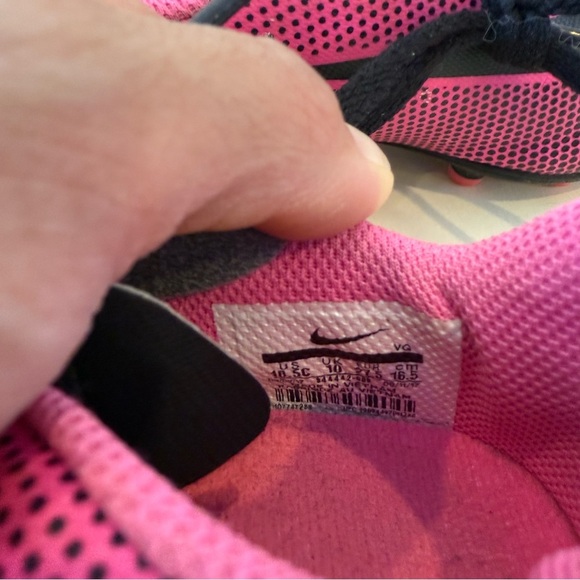 Nike Kids Sneakers - Pink and Black - Picture 6 of 6